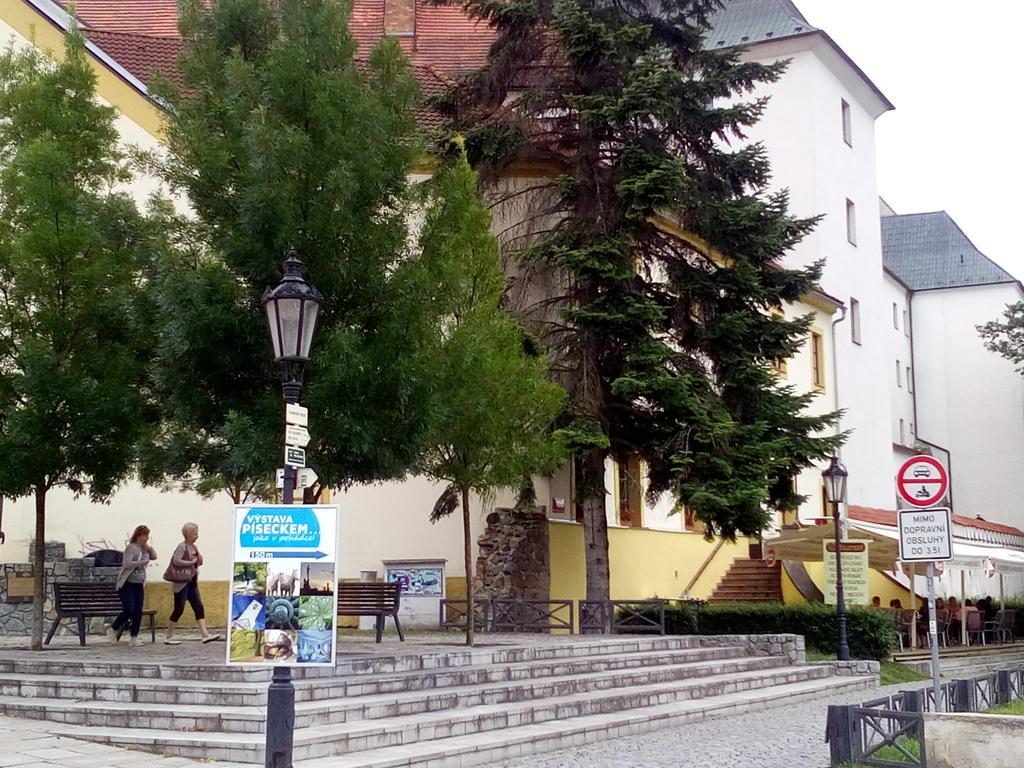 Manhattan Penzion Písek Εξωτερικό φωτογραφία